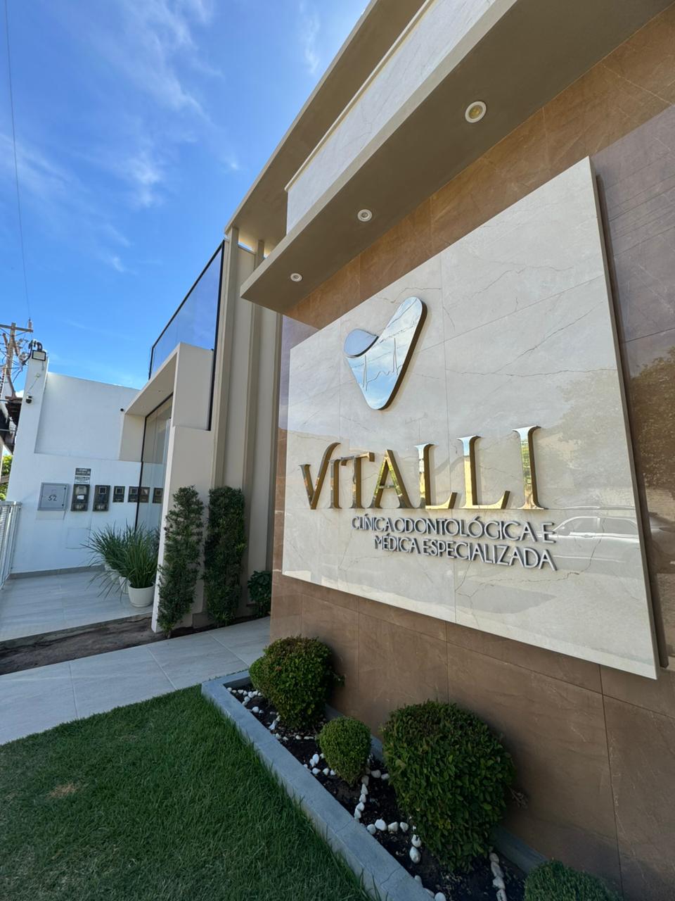 Fachada Vitalli, dia